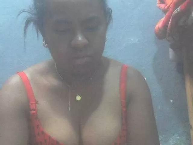 Offline Queencamie on BongaCams