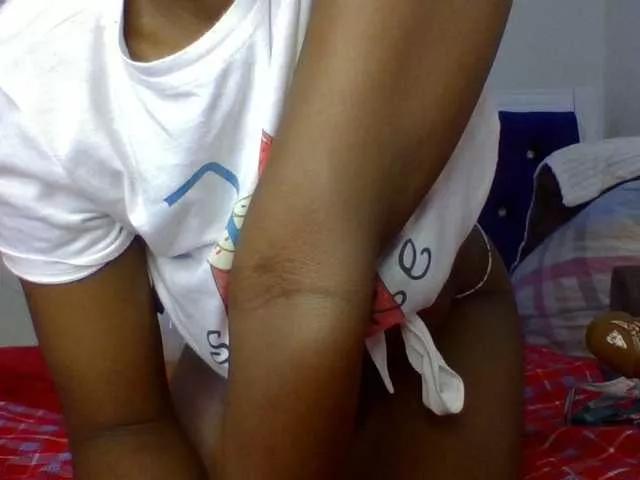 Freechat QueenJacky on BongaCams