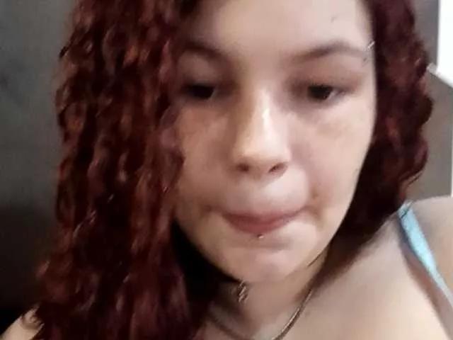 R4dmoon on BongaCams