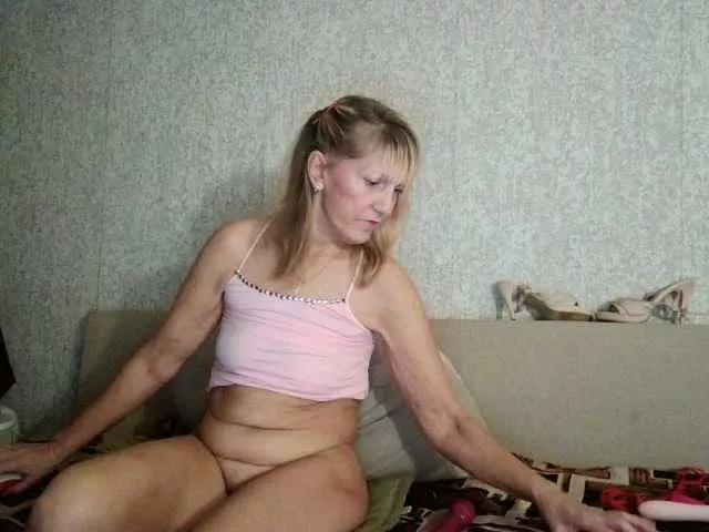 Offline RachelFame on BongaCams