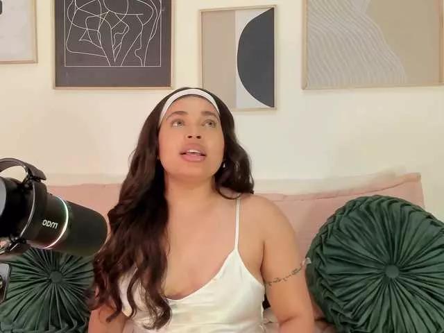 Rachelrusso on BongaCams 