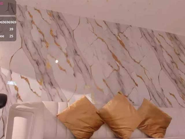 RebeccaHudson on BongaCams