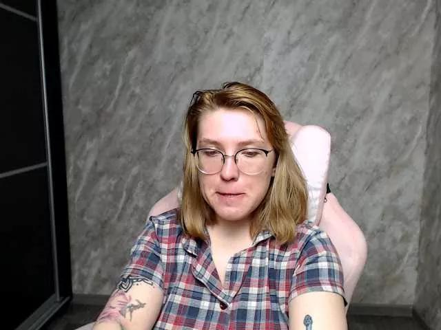 Regimasmile on BongaCams 