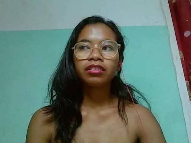 Rinahaldy on BongaCams 
