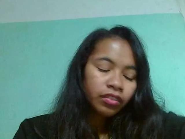 Rinahaldy on BongaCams 