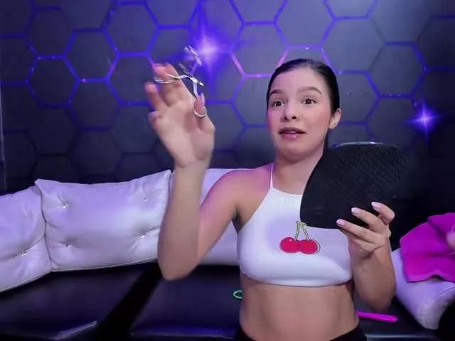 room-kitty on BongaCams 