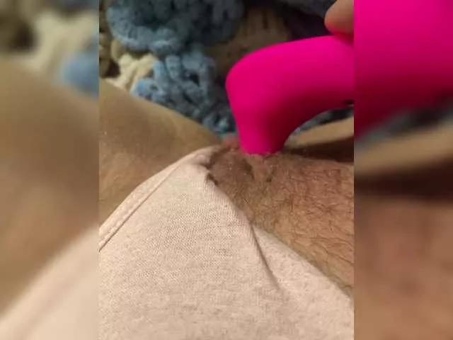 Offline rozagarsia on BongaCams