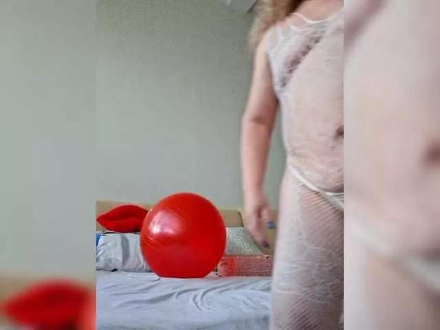 Rusanna123 on BongaCams 