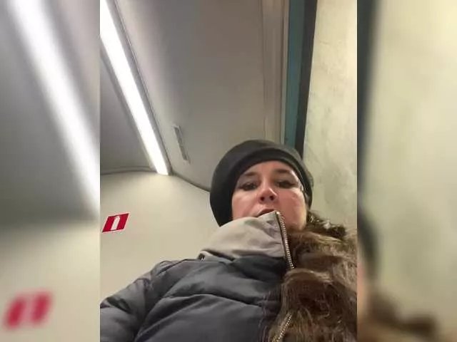 Offline SaliiOnli on BongaCams