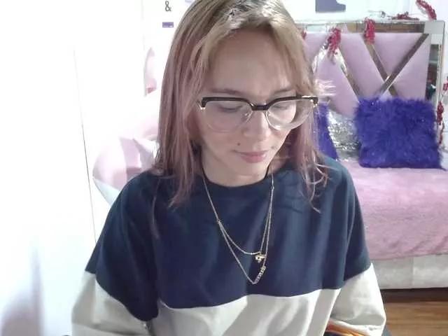 saraa-tay on BongaCams 