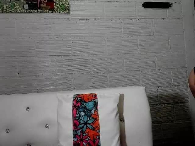 sarasandle on BongaCams 
