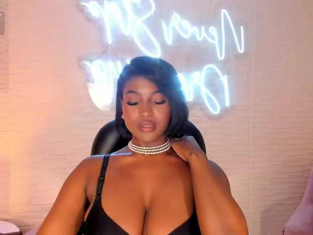 SavannahStorm on BongaCams 