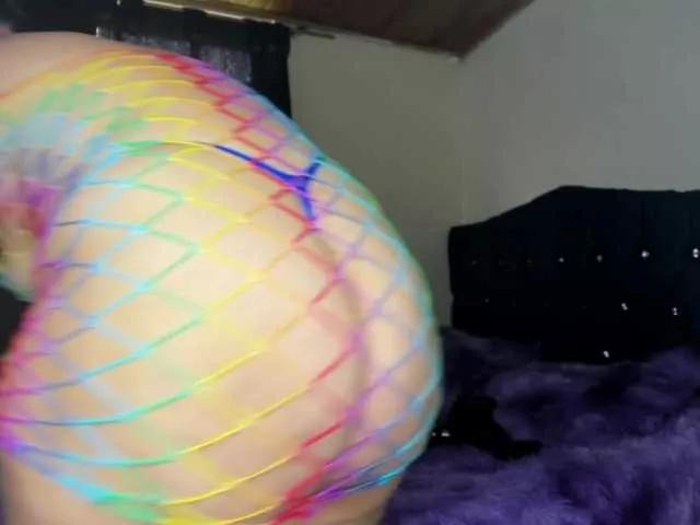 scarlett-bigass on BongaCams 