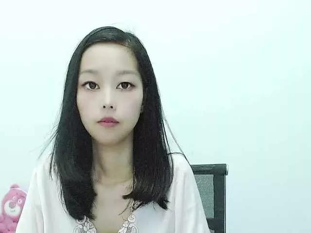 Offline Selinababy99 on BongaCams