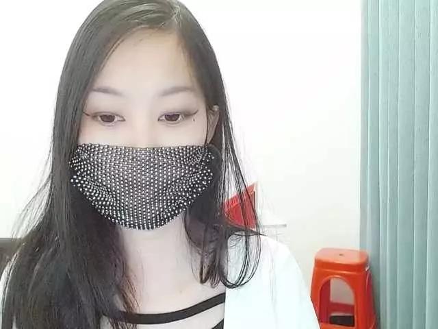 Offline Selinababy99 on BongaCams