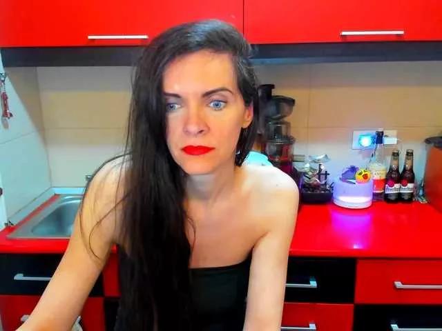 SexQueen11 on BongaCams 