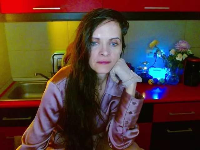 SexQueen11 on BongaCams 