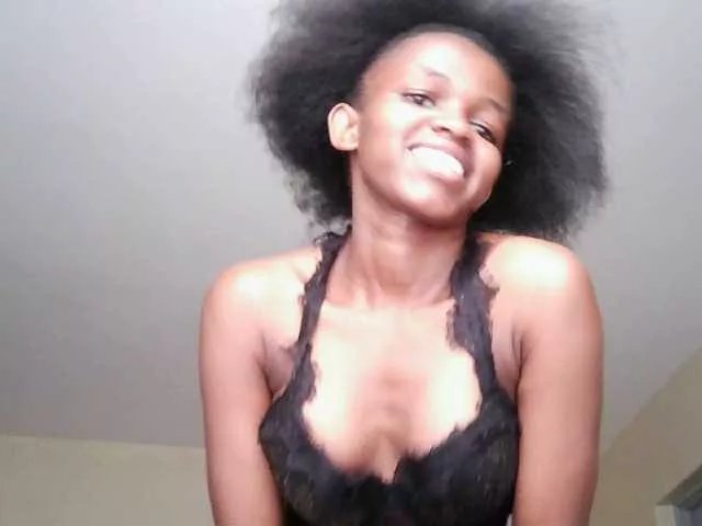 Freechat sexxynila on BongaCams