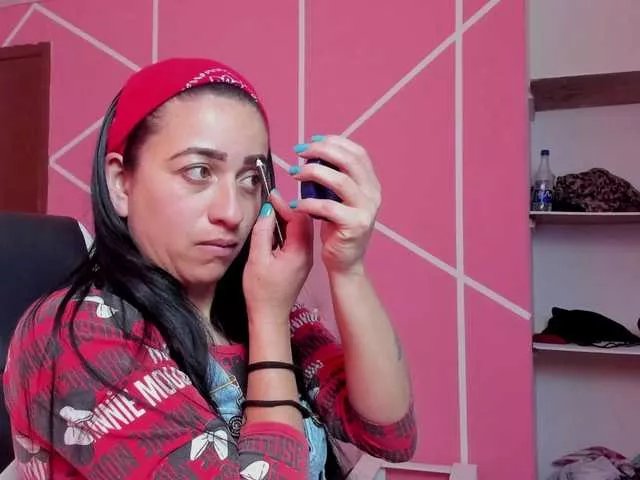 Freechat sexy-sarah on BongaCams