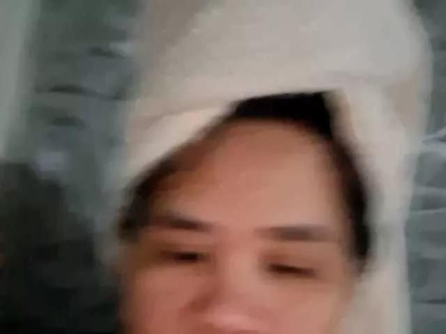sexyasian27 on BongaCams 