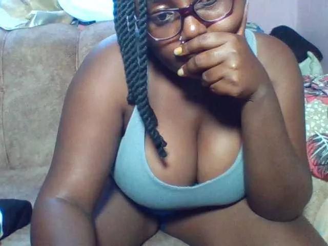 sexyass33 on BongaCams 