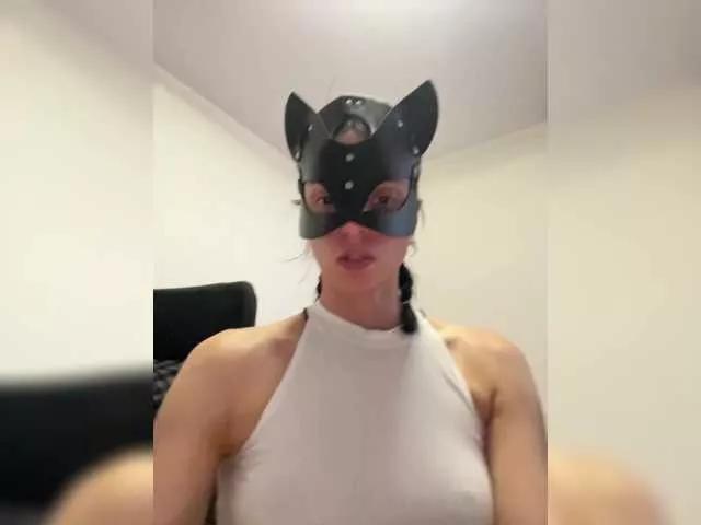 SexyMilf23 on BongaCams