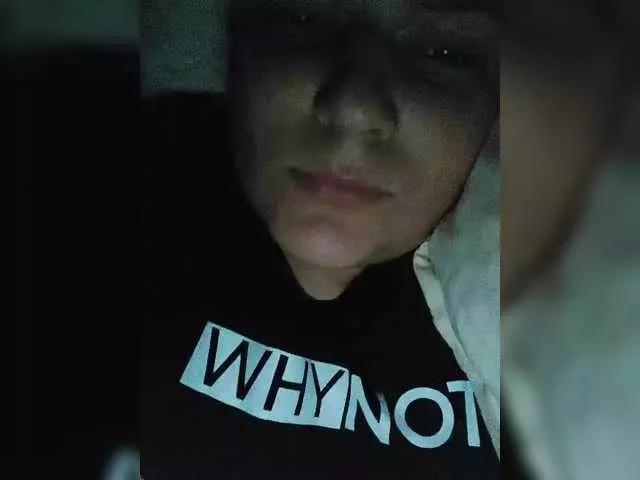 Offline Shantal-smith on BongaCams