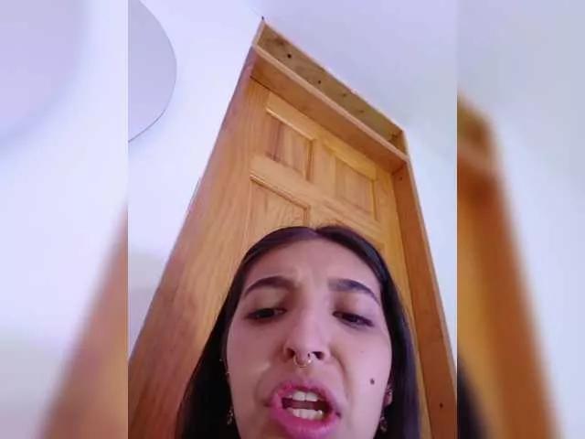 sheylawood on BongaCams 