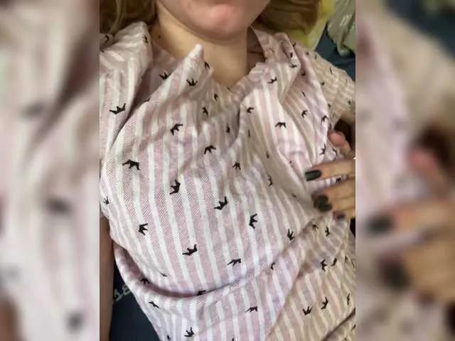 ShinyMagik on BongaCams 