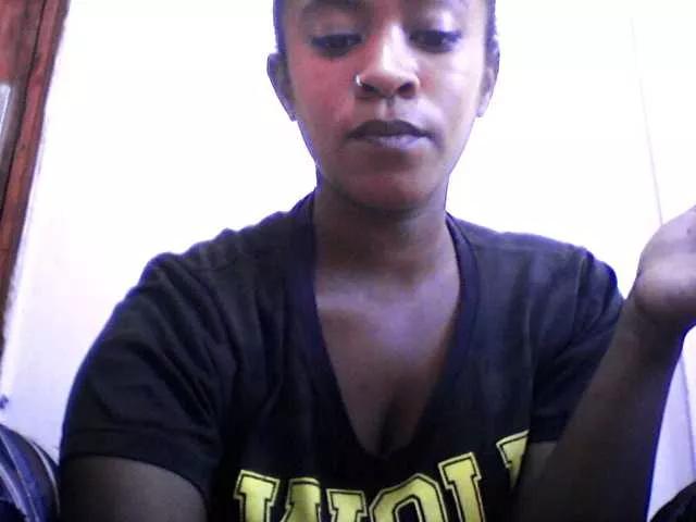 Offline silviaLaBombe on BongaCams