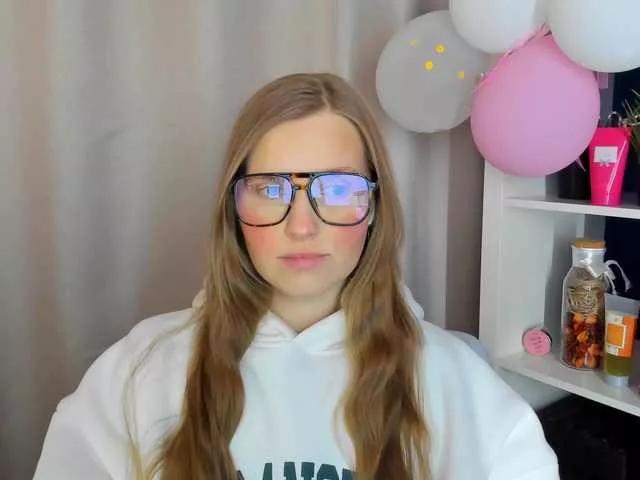 StacyCruuz on BongaCams 