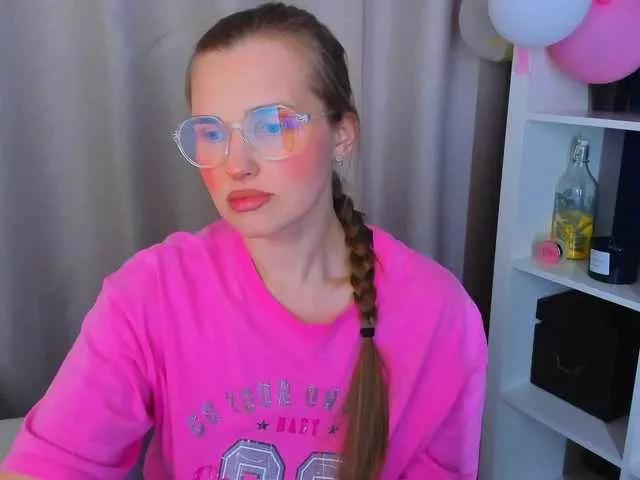StacyCruuz on BongaCams 