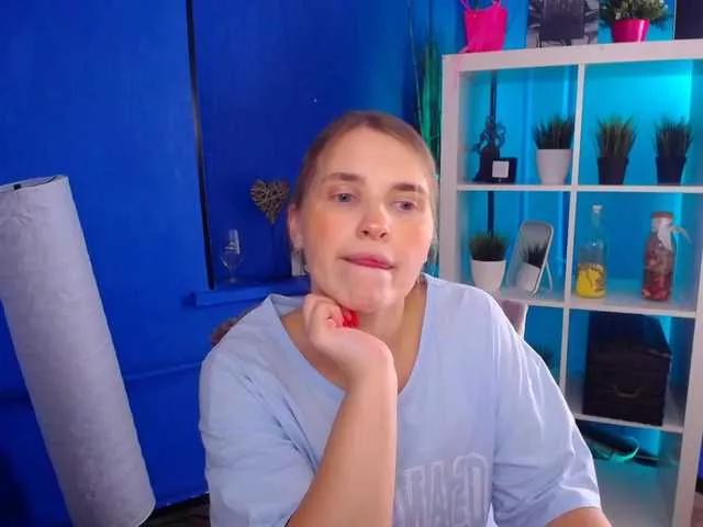 StacyCruuz on BongaCams 