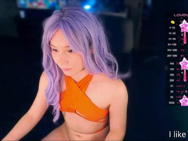 SueHuge on BongaCams 