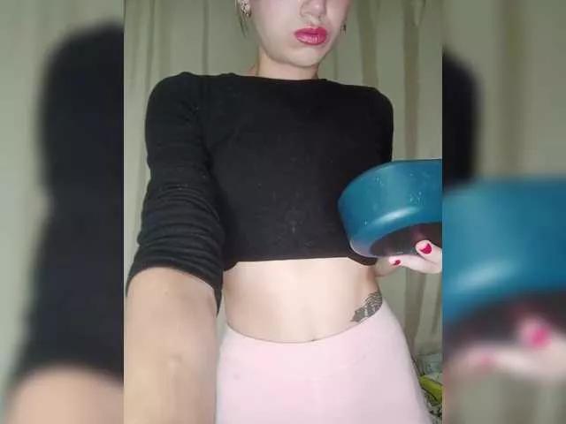 SurfinBird on BongaCams