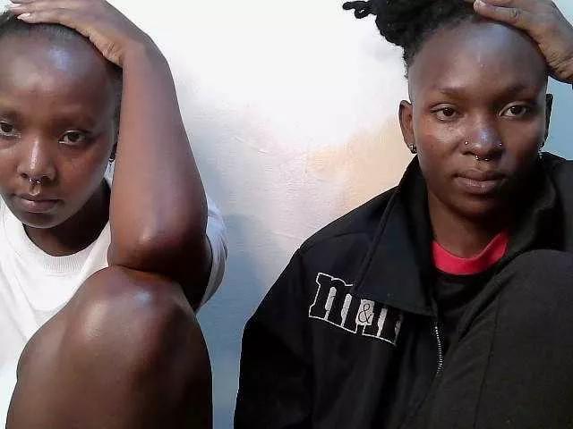 Sweebaddies on BongaCams 