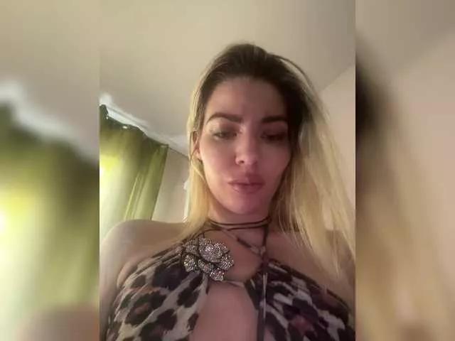 Sweet-Beauty on BongaCams 