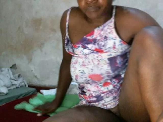 Freechat Sweet-Trizer on BongaCams