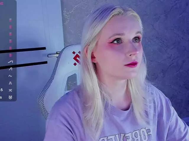 sweeteRose on BongaCams 