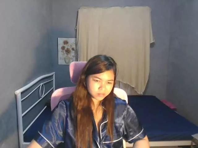 sweetiepiee on BongaCams 