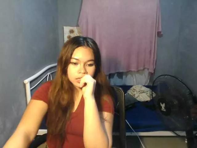 sweetiepiee on BongaCams