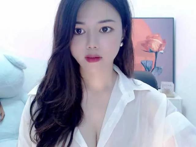 Offline sweetlilizz on BongaCams