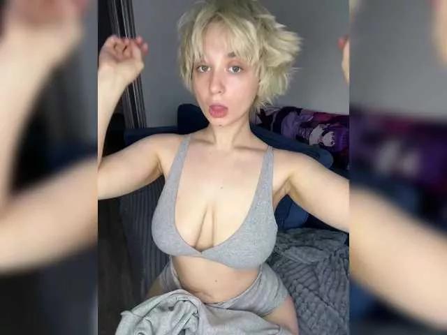tamagotchigirl on BongaCams 