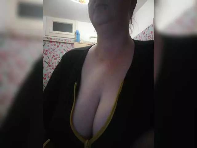 Tatyshaa on BongaCams 