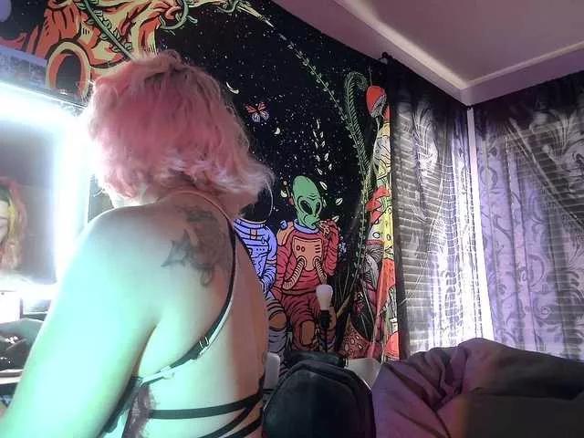 Offline Texasmaryjane on BongaCams