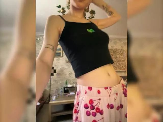 Offline thechloee on BongaCams