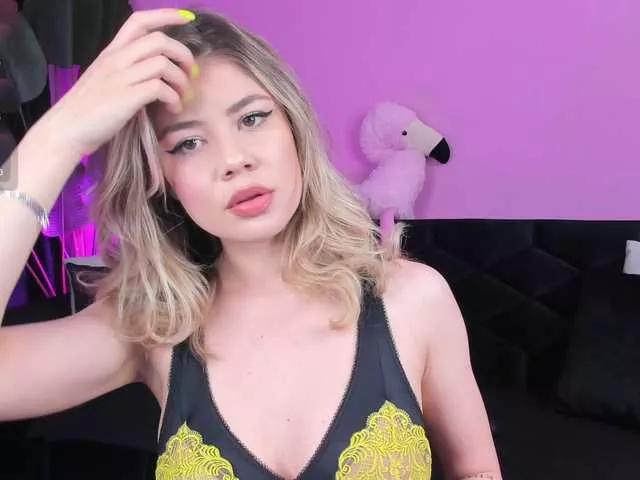 topaz-heartt on BongaCams 