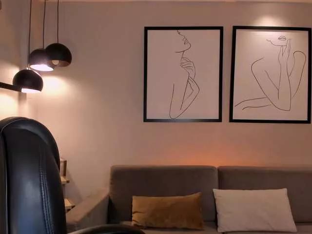 Offline ValeriaRivera1 on BongaCams