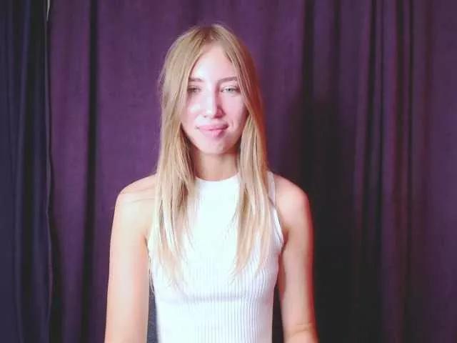VanillaBlonde on BongaCams 