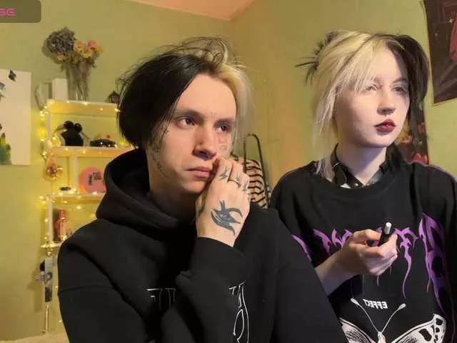 VeryRareTwins on BongaCams 